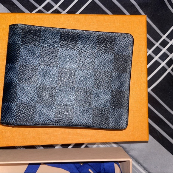 Louis Vuitton slender wallet. Used 3x 100% authentic great condition. - Picture 4 of 8